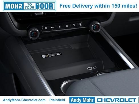 New 2026 Chevrolet Suburban Z71 w/ Comfort Package AWD/4WD image 30