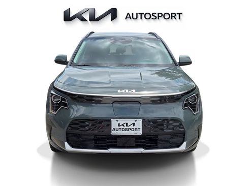 New 2026 Kia Niro Wind FWD image 2