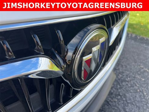 Used 2019 Buick Regal Essence w/ Driver Confidence Package I image 31