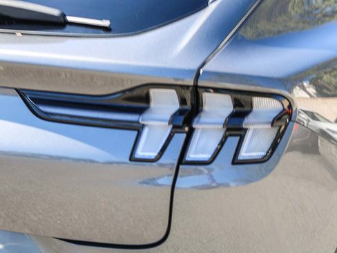 Used 2021 Ford Mustang Mach-E Premium image 7