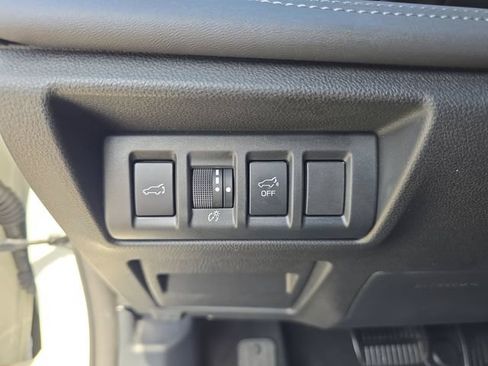Used 2024 Subaru Outback Limited AWD/4WD image 21