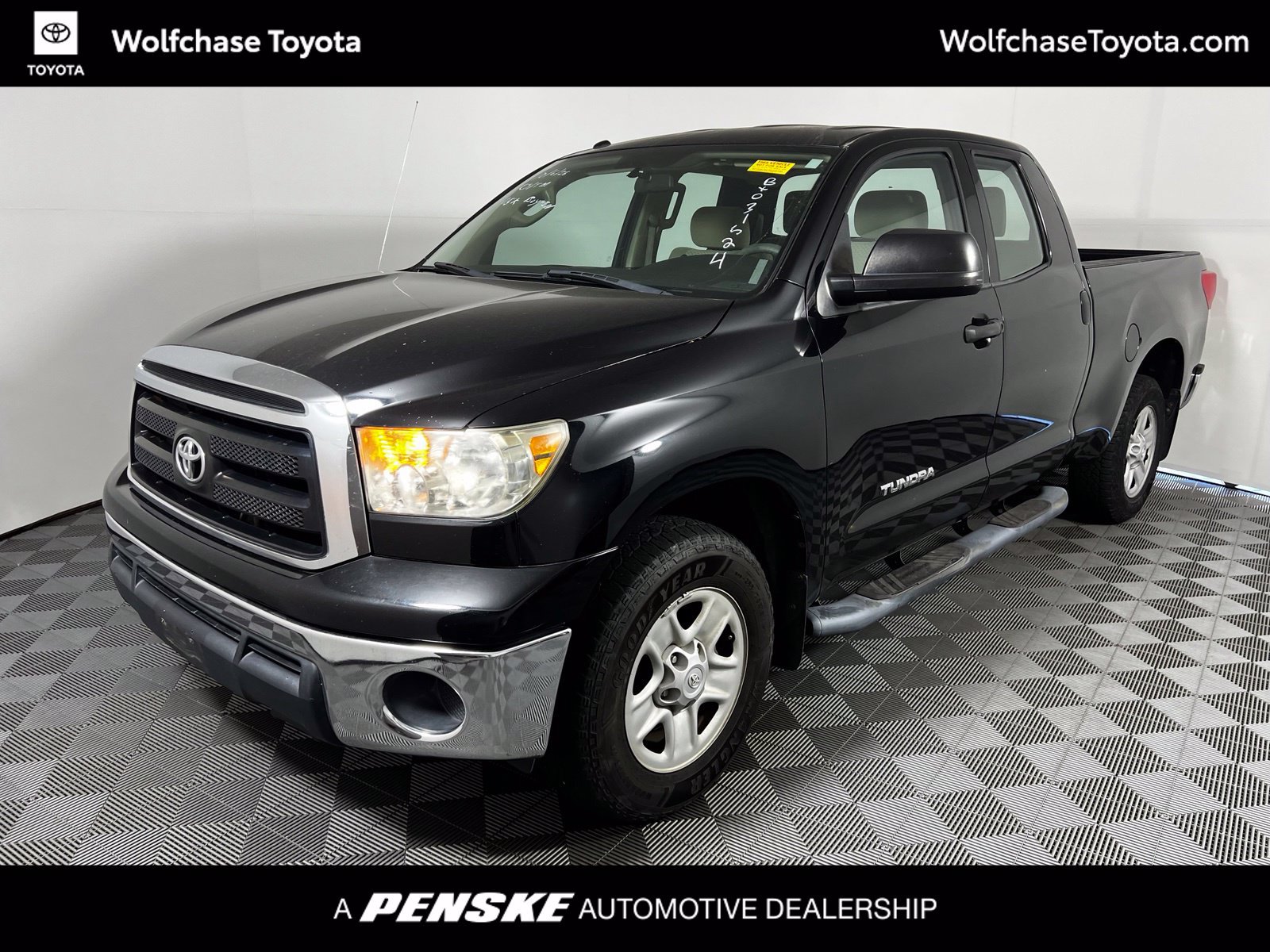 Used 2011 Toyota Tundra 2WD Double Cab w/ Tow Pkg image 1