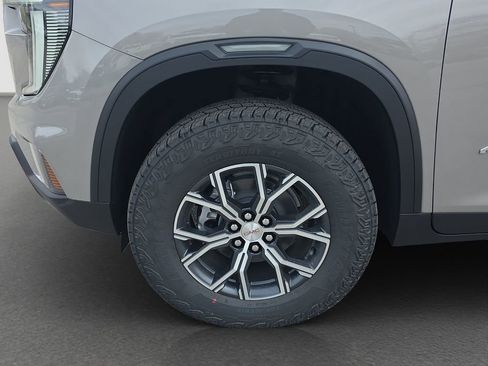 New 2026 GMC Acadia AT4 w/ Luxury Package AWD/4WD image 4