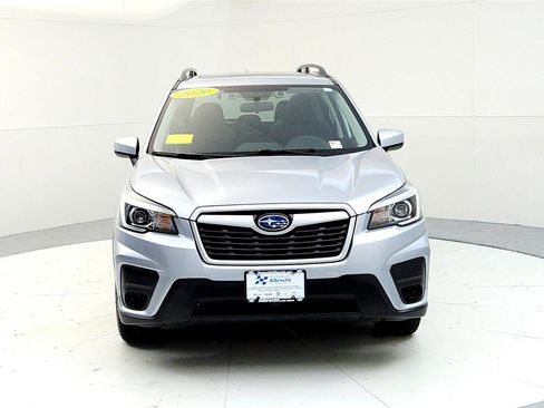 Used 2020 Subaru Forester Premium image 8