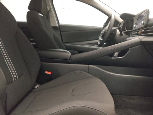 Used 2023 Hyundai Elantra SEL FWD image 21