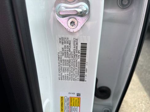 Used 2025 Honda CR-V Sport image 29