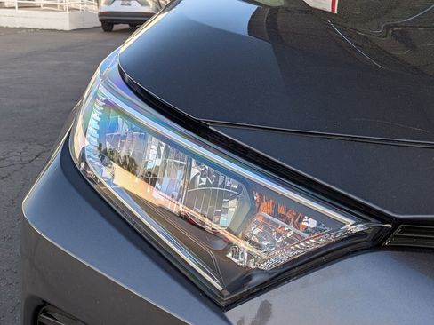 Used 2020 Toyota RAV4 XLE Premium w/ All Weather Liner Package image 6