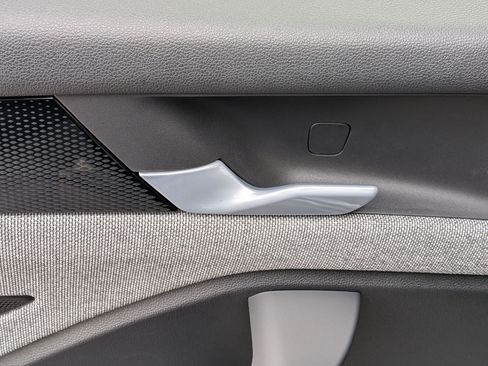 New 2026 Volkswagen Tiguan S image 26