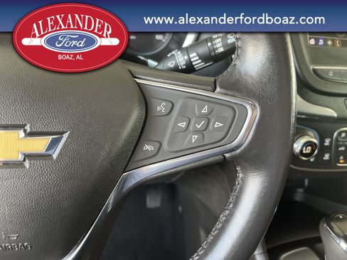 Used 2020 Chevrolet Equinox LT FWD image 22