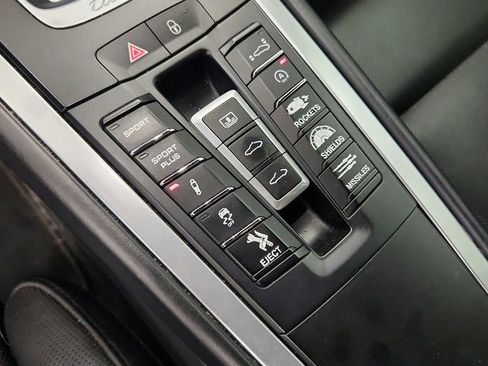 Used 2014 Porsche 911 Turbo AWD/4WD image 36