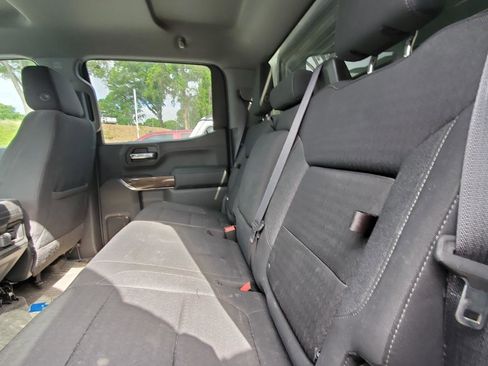 Used 2022 Chevrolet Silverado 1500 LT Trail Boss AWD/4WD image 5