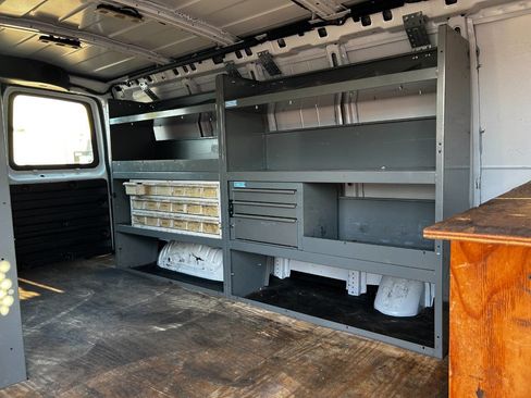 Used 2018 Chevrolet Express 3500 Extended w/ Driver Convenience Package image 36