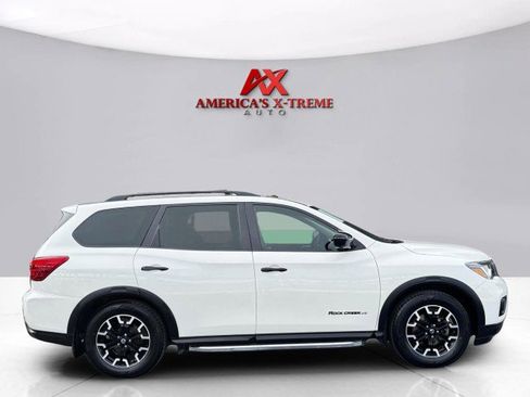 Used 2020 Nissan Pathfinder SL image 6