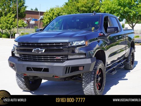 Used 2019 Chevrolet Silverado 1500 LT Trail Boss AWD/4WD image 1