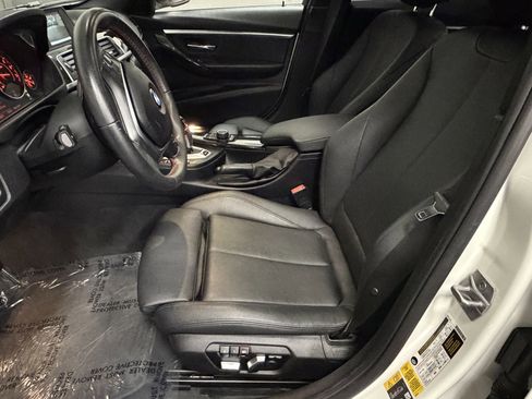 Used 2018 BMW 330e 330e iPerformance image 21