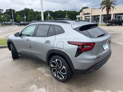 New 2026 Chevrolet Trax RS FWD image 4