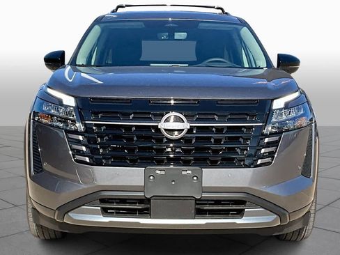 New 2026 Nissan Pathfinder Platinum image 3