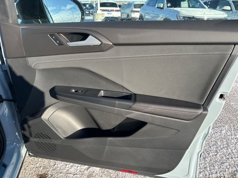 New 2026 Volkswagen Taos SE AWD/4WD image 27
