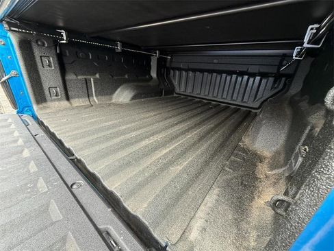 Used 2024 Chevrolet Colorado Z71 w/ Z71 Convenience Package 2 image 32