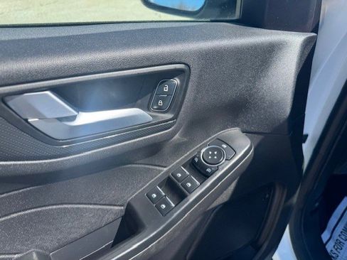 Used 2023 Ford Escape ST-Line w/ Tech Pack #1 image 11