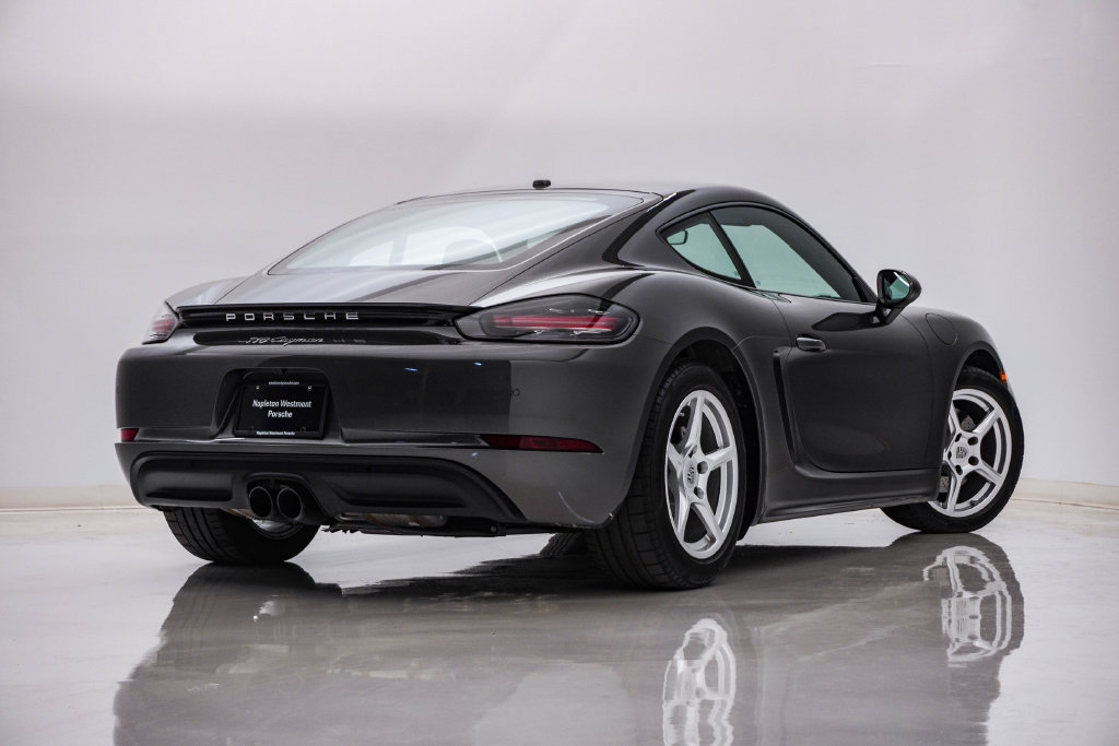 Used 2021 Porsche 718 Cayman RWD image 11