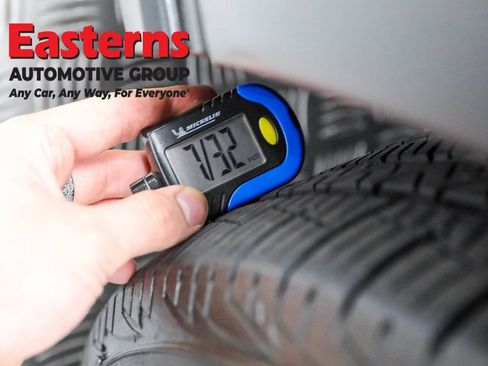 Used 2020 Toyota C-HR LE image 25