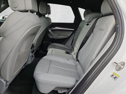 Used 2025 Audi Q5 2.0T Premium AWD/4WD image 21