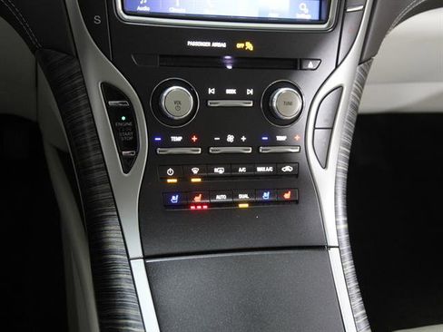 Used 2019 Lincoln Nautilus Black Label image 16