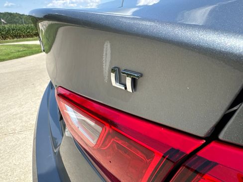 Used 2023 Chevrolet Malibu LT FWD image 8