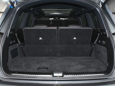 Used 2025 Mercedes-Benz GLS 450 4MATIC image 72