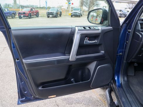 Used 2022 Toyota 4Runner SR5 Premium w/ Moonroof Package image 36