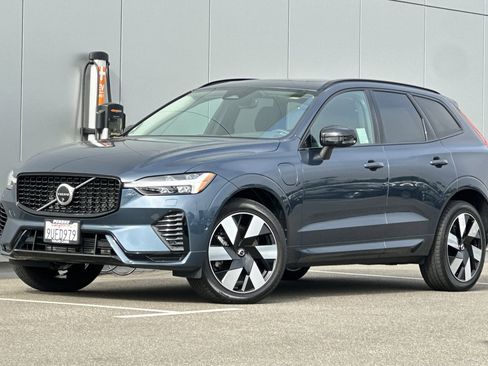 Certified 2025 Volvo XC60 T8 Plus w/ Protection Package Premier image 1