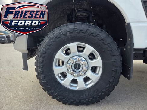 Used 2024 Ford F250 XLT w/ Snow Plow/Camper Package AWD/4WD image 9