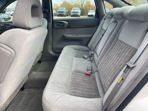 Used 2002 Chevrolet Impala LS w/ Preferred Equipment Group image 17
