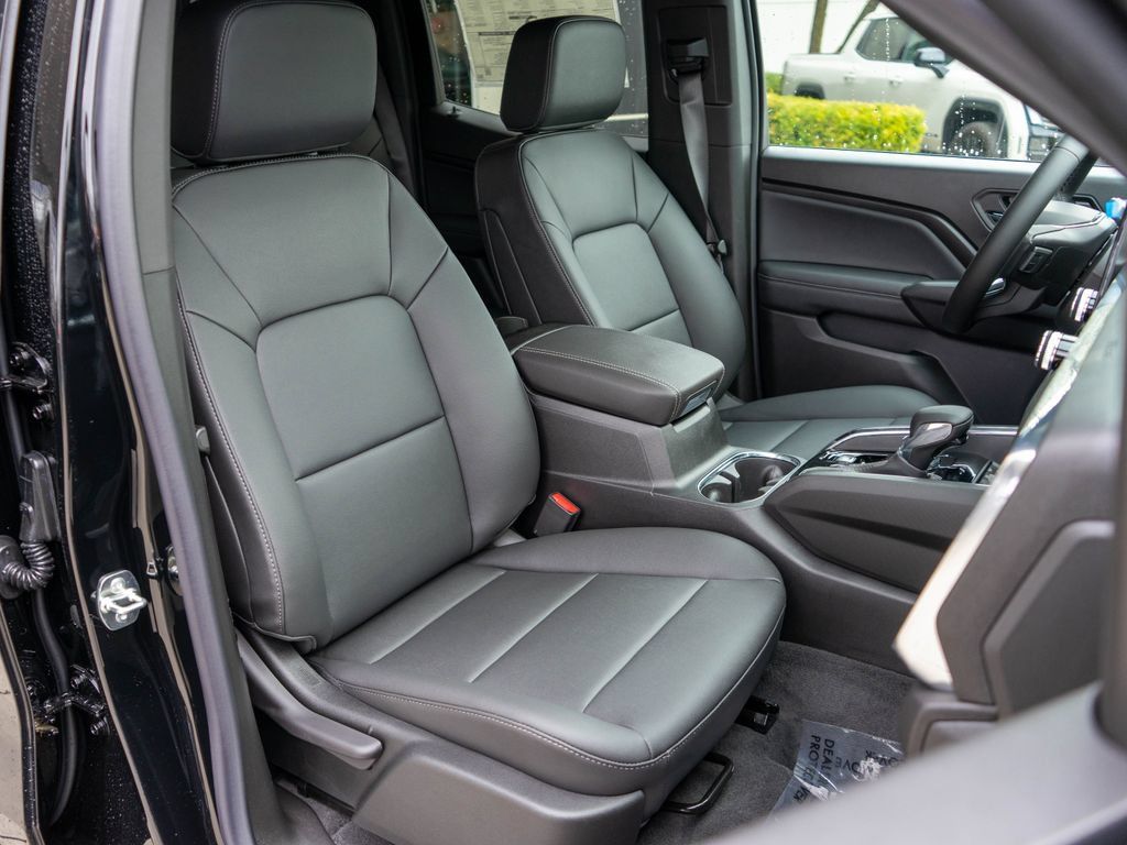 New 2026 GMC Canyon Elevation w/ Convenience Package AWD/4WD image 9