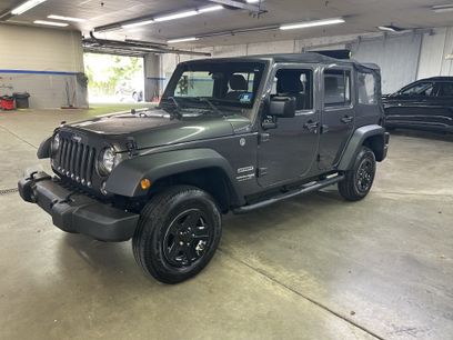 Used 2018 Jeep Wrangler Unlimited Sport w/ Connectivity Group