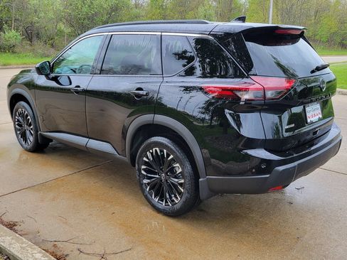 New 2026 Nissan Rogue Dark Armor AWD/4WD image 4