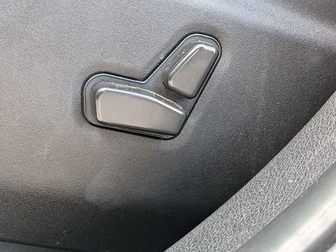 Used 2022 Jeep Grand Cherokee Limited RWD image 20