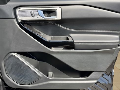 Used 2022 Ford Explorer ST w/ Equipment Group 401A image 32