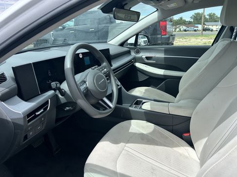 Certified 2025 Hyundai Sonata SEL FWD image 9