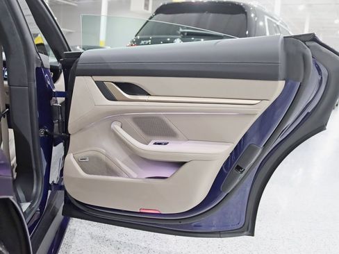 Used 2020 Porsche Taycan Turbo image 42