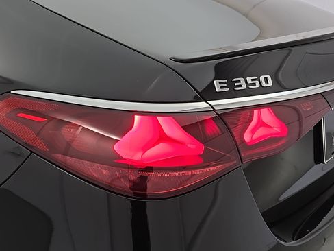 Used 2026 Mercedes-Benz E 350 Sedan image 35