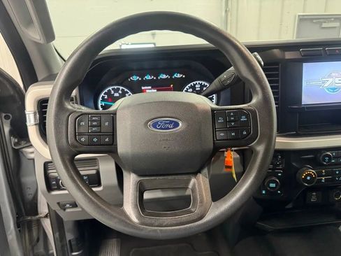 Used 2023 Ford F250 XLT AWD/4WD image 15