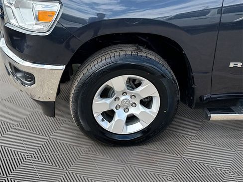 Used 2021 RAM 1500 Big Horn image 32