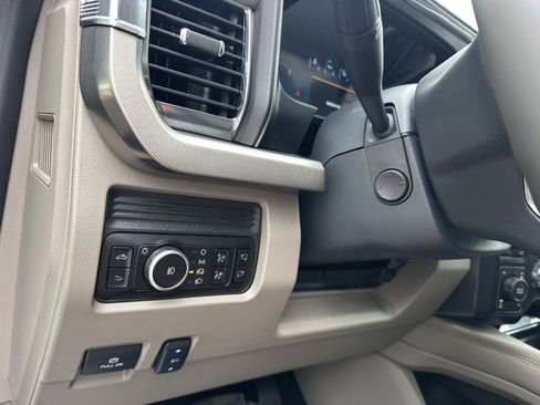 New 2025 Ford F250 Platinum w/ Platinum Plus Package image 42