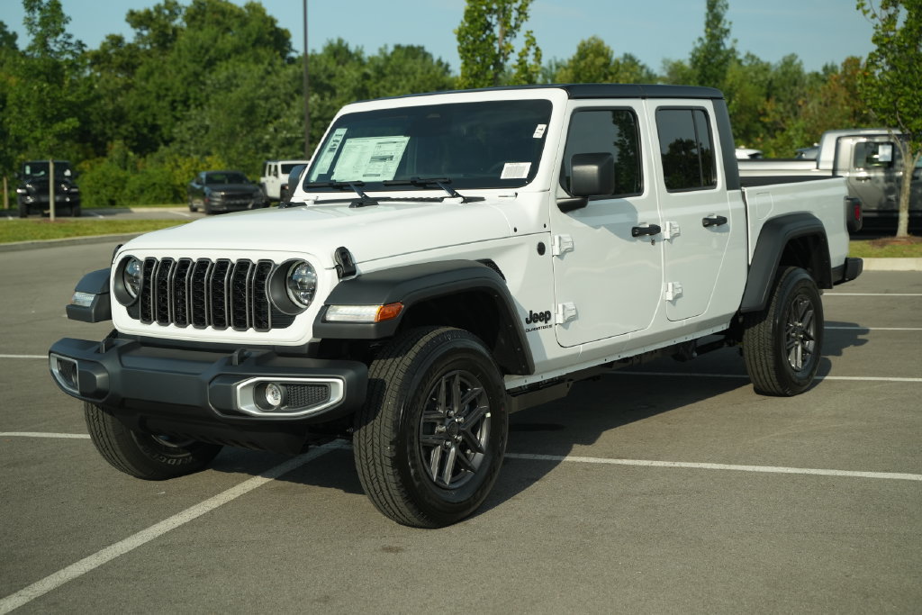 New 2026 Jeep Gladiator Sport AWD/4WD image 3