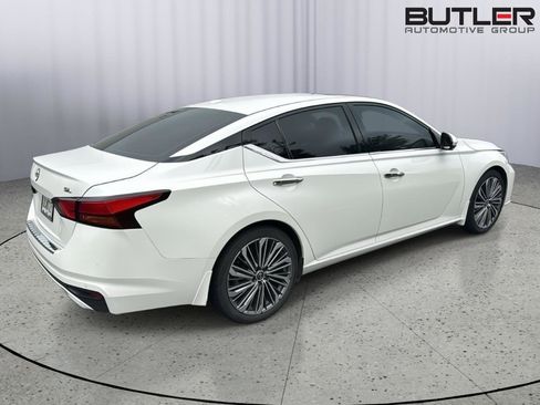 Used 2023 Nissan Altima 2.5 SL FWD image 3