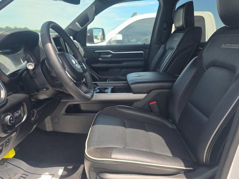 Used 2026 RAM 1500 Laramie AWD/4WD image 2