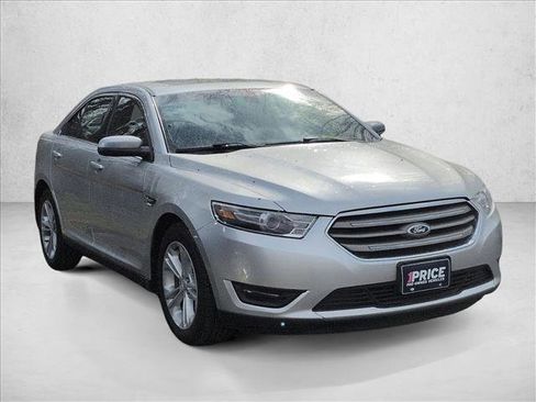 Used 2015 Ford Taurus SEL w/ Equipment Group 201A image 5