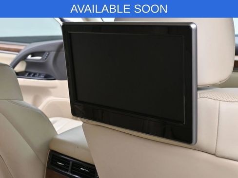 Used 2017 Lexus LX 570 4WD w/ Luxury Package image 44